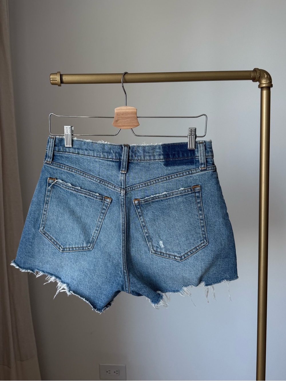 Abercrombie High Rise Cutoff Denim Shorts Size 27 - Picture 4 of 8